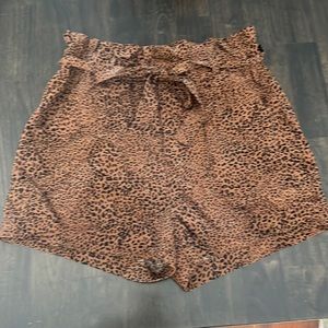 High waisted belted shorts